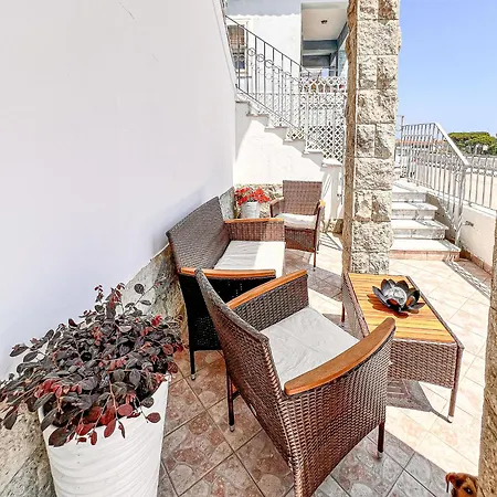 Sweet Sea View Гостевой дом 3*